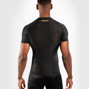 03cbfac1883ab86c34d1c09deb116b054463565c_RASH_SS_GFIT_BLACK_GOLD_SD_03